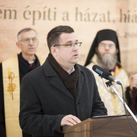 Felszentelték a görögkatolikus egyház felújított épületeit Nyíregyházán
