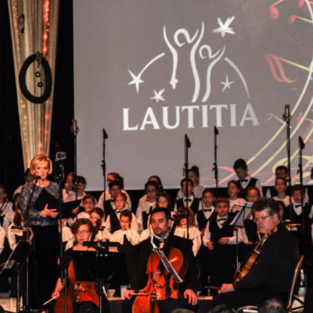 A Lautitia Kóruscsalád Adventi Koncertje