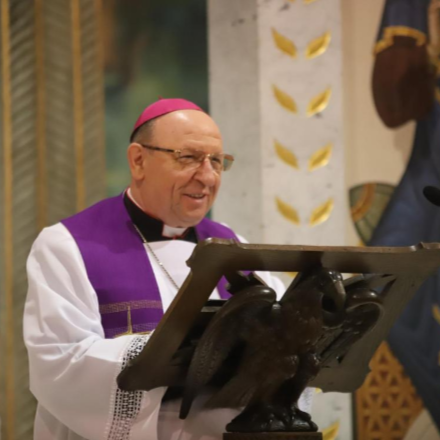 Szükségünk van a megváltásra, mert ez ad igazi boldogságot - Előszenteltek Liturgiája Palánki püspök atyával 