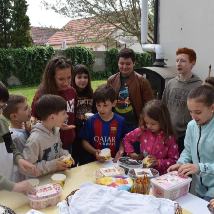 Anyák napi piknik a makói görögkatolikusoknál