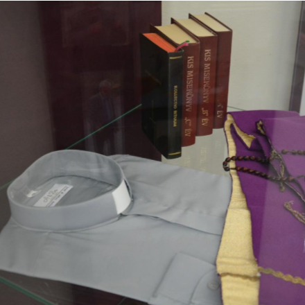 Egyházi könyvtárak fölajánlásából alakult börtönkönyvtár Sátoraljaújhelyen