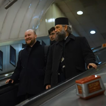 Kettős szolgálat: Bedőtől Londonig építi a görögkatolius közösségeket Szaplonczay Máté atya