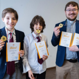 Imádságból születő dallamok – liturgikusének- és hi...