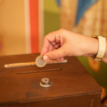 A papnevelés támogatására gyűjtünk adományokat vasár...