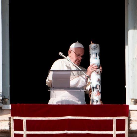 Ferenc pápa kiáltása a békéért Szíriában: az Úr térítse meg a háborúzók és fegyvergyártók szívét!