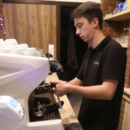 Görögkatolikus kávézó valamint ajándék -és kegytárgybolt nyílt Debrecenben 