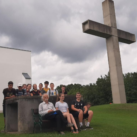 Keleti és nyugati katolikus fiatalok közös táborozása az Őrségben