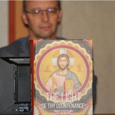 Megjelent a magyar görögkatolikusság művészeti monográfiája az Orcád világossága kötet