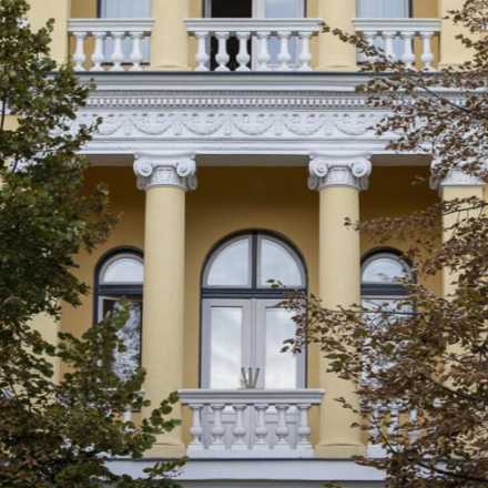 Megkaptuk a debreceni Petőfi téri épületet