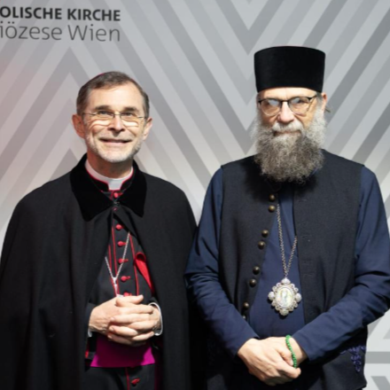 Püspökszentelés és érseki beiktatás Bécsben